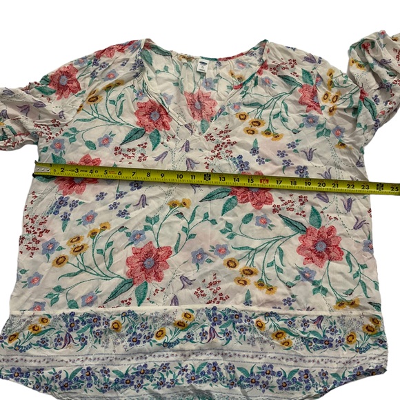 Old Navy Womens Boho Blouse Size XL Floral Print White VNeck Lightweight - Picture 8 of 8